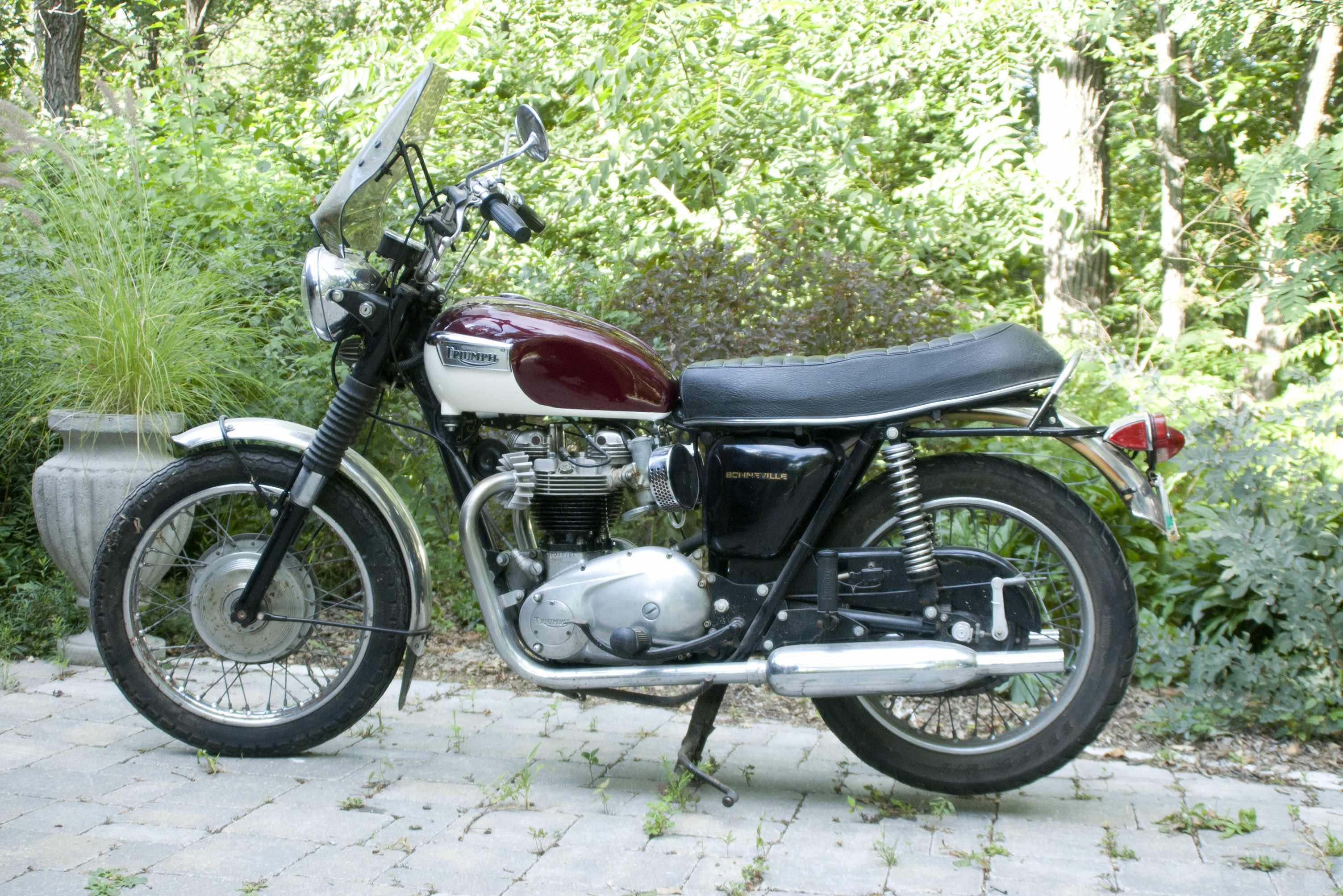 1970 t120r