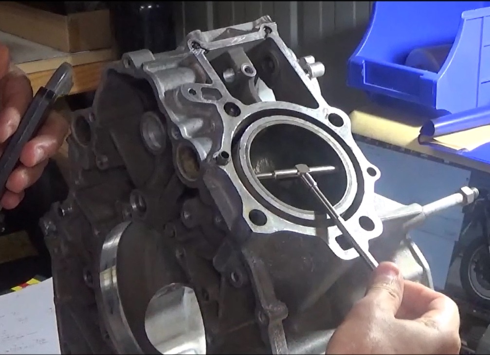 Honda CX500 engine rebuild DO THE TON