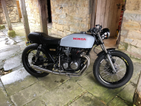CB400
