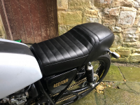 CB400