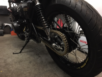 CB400