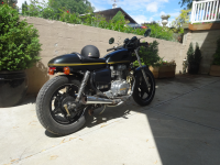 CM400T