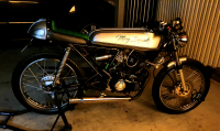 Cafe racer.