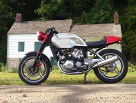 Saddle Bums Vomag Plauen Garage Vision 550 Cinque Cinquanta Café Racer