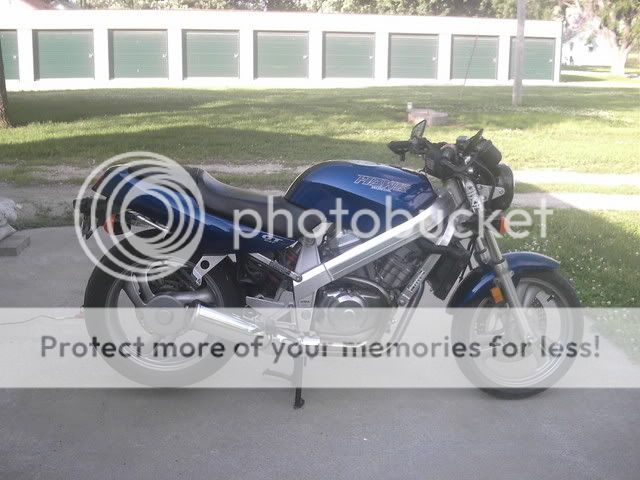 momsmotorcyclel002-1.jpg