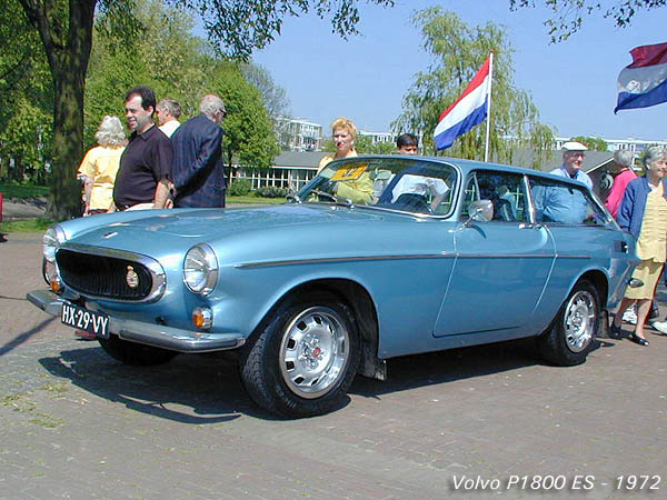 Volvo_P1800_ES_1972.JPG