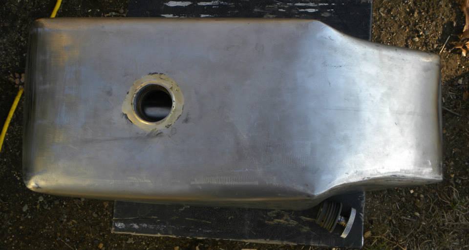 Rullo Stealth 2 Flush Mount Pop-Up Weld-In Gas Cap With Steel Bung – STPGC1