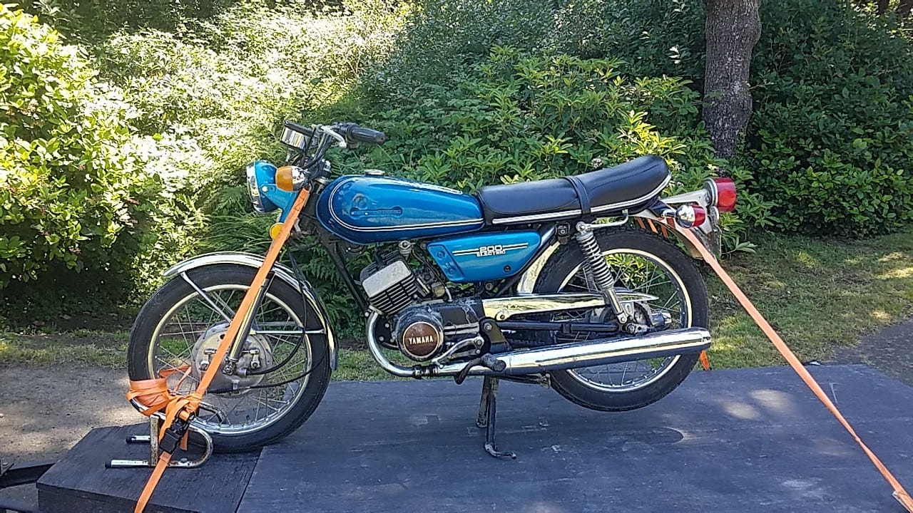 1974 Yamaha RD200 | DO THE TON