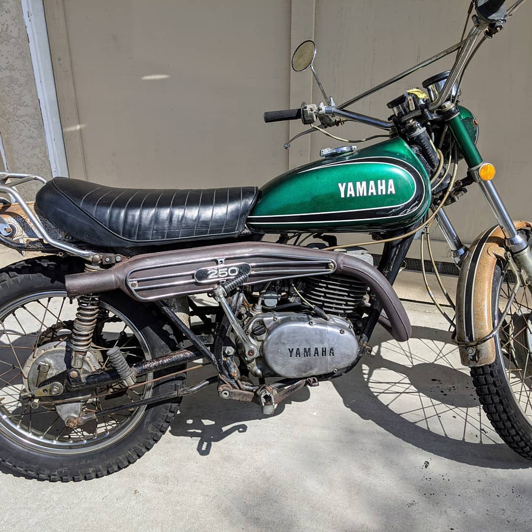 dt250-1.jpg