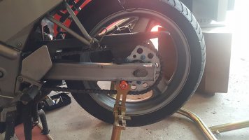 swingarm stand on cb1.jpg