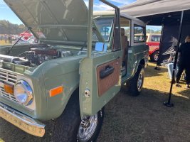 71 Bronco.jpg