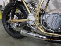 rh rearset.jpg