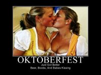 German-Women-Oktoberfest.jpg