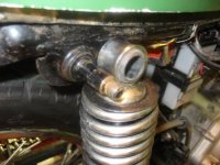CB160ShockTop.JPG