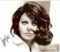 Top 10 Most Beautiful Italian Women - Sophia Loren.jpg
