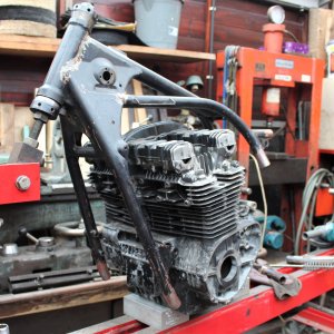 Z650/1100 Widening the frame
