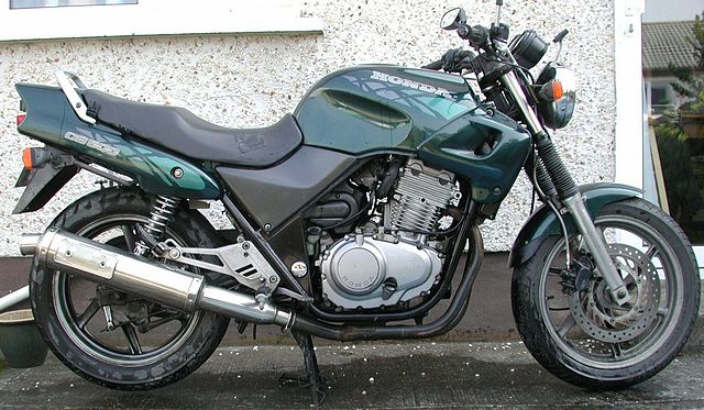 640px-Honda_CB500_twin.jpg