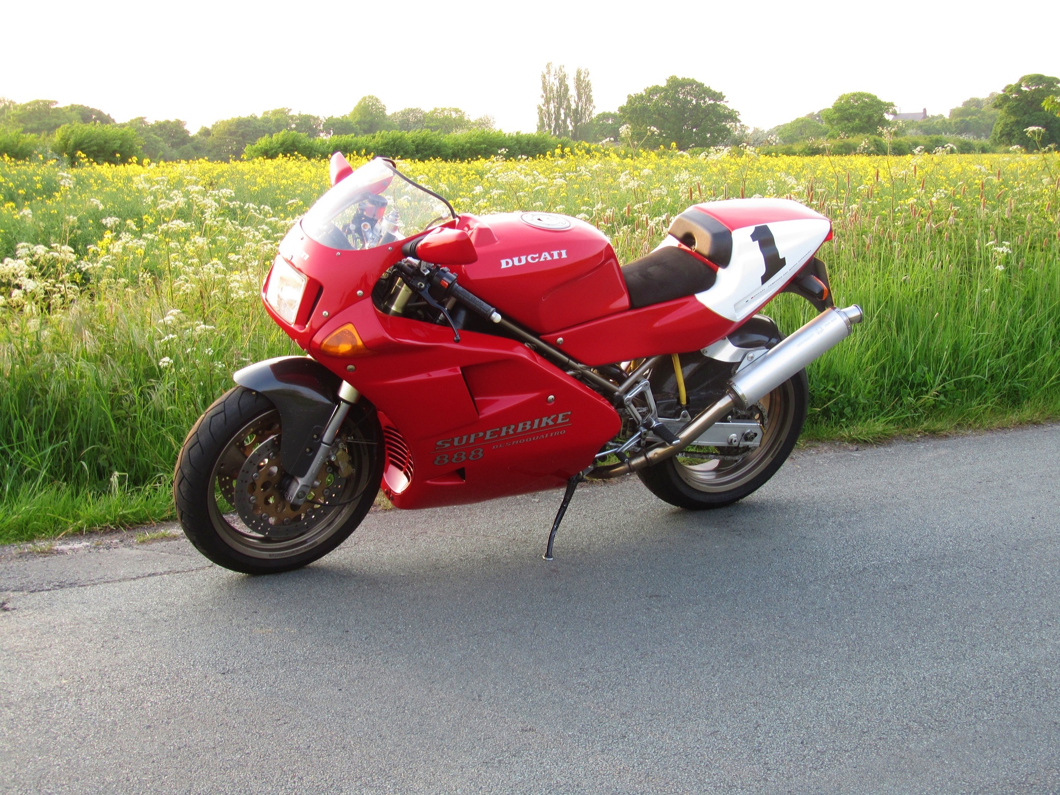 93 Ducati 888 SP4 Replica