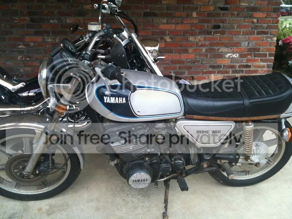 NewBike1977XS7502D_zps638d4e78.jpg