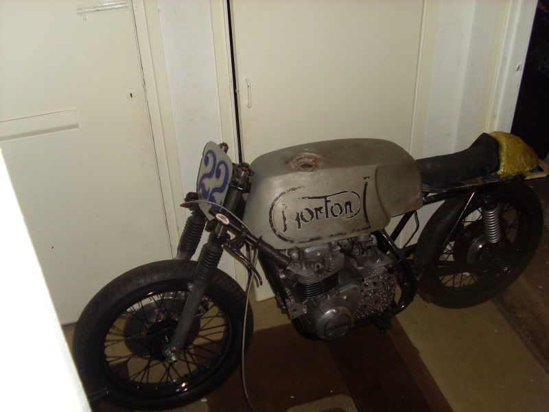 SL384448.jpg