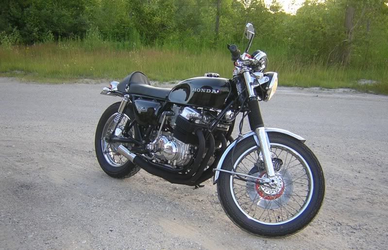 73CB750033.jpg