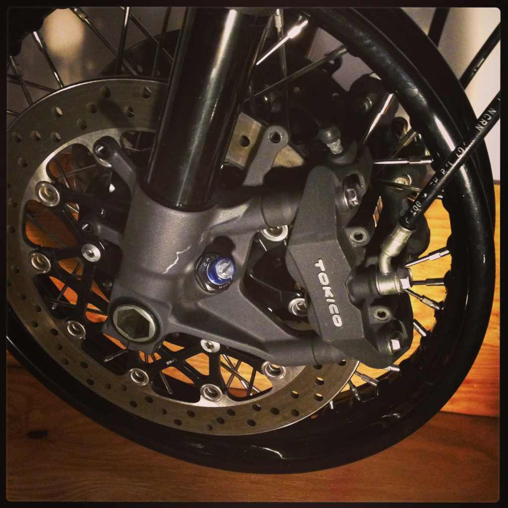 Bolton spoke hubs for modern forks DO THE TON