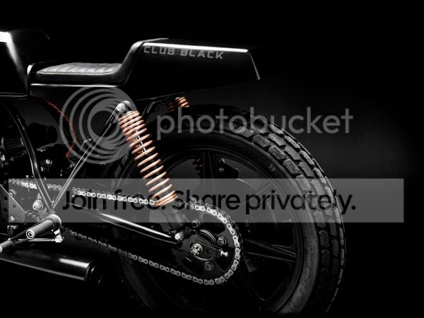 clubblack.jpg