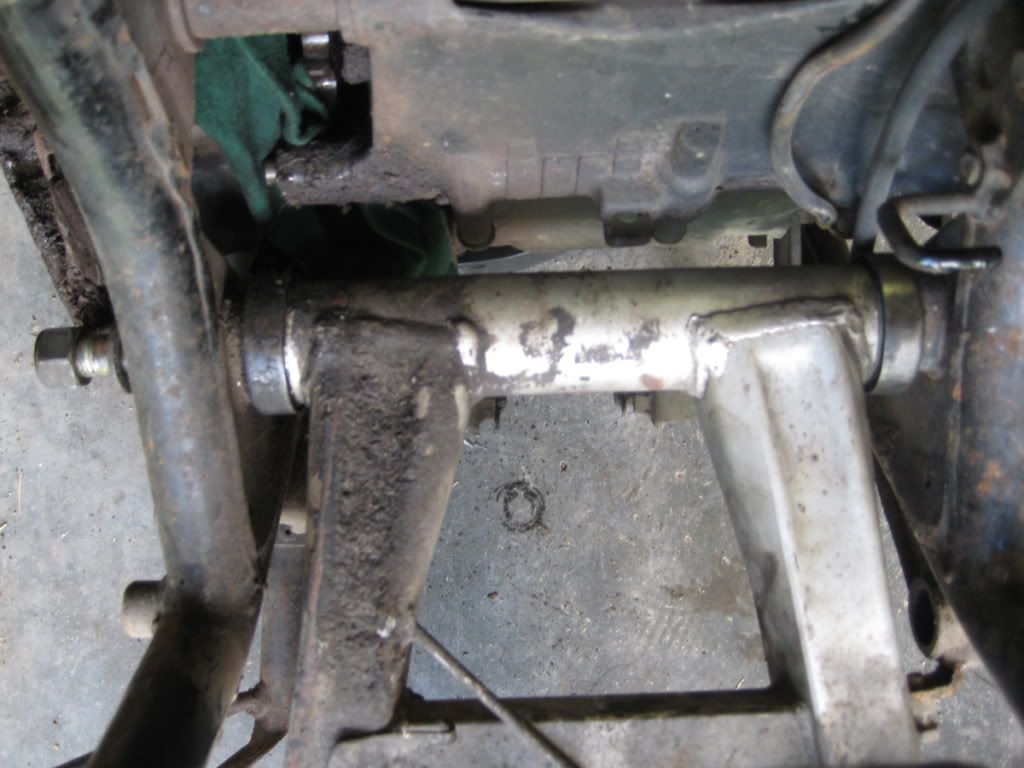 GS450withFZRSwingarm2.jpg
