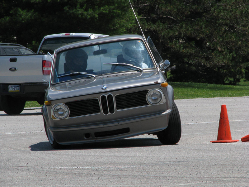 bmw_roll.jpg