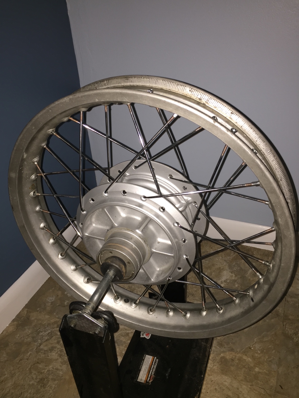 e385f92b9d314ea87c7b7b3b53b5a344.jpg