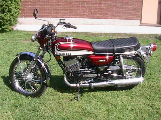 Can anyone identify these yamaha paint colors? | DO THE TON