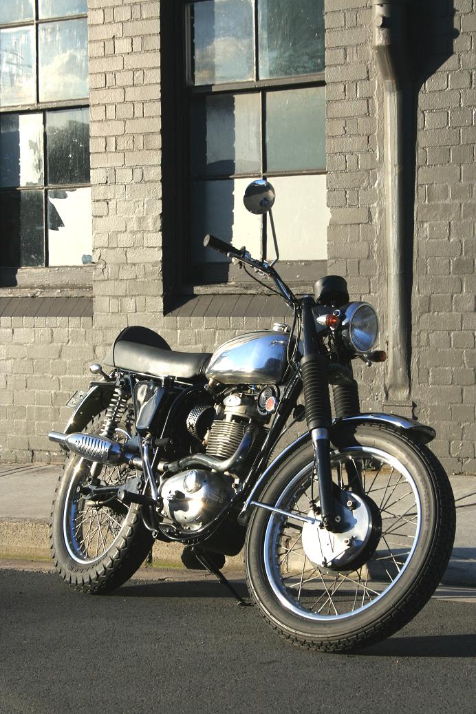 __69_BSA_by_Fry350.jpg
