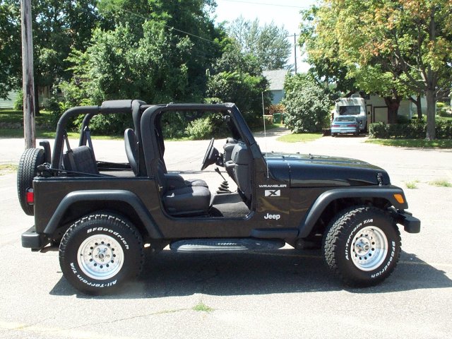Jeep_NoDoors_Small.jpg