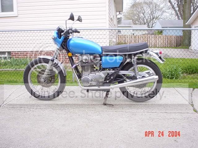 Yammer_4-24-04_side_view.jpg