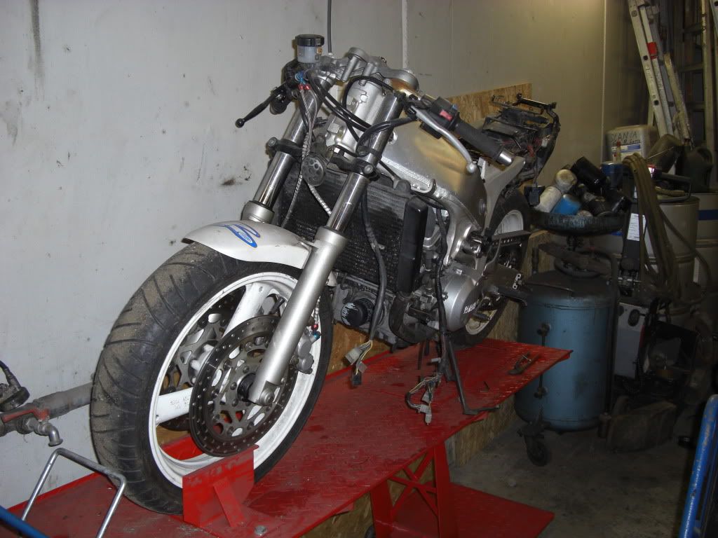 fzr400rr2.jpg