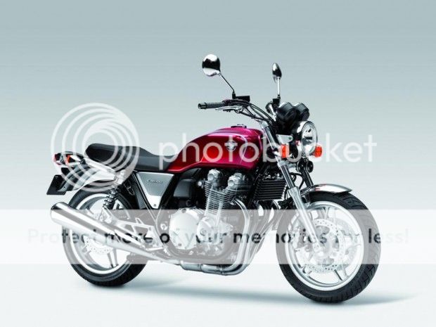 Honda-CB1100-revealed-2012-2013-itsgotwheels-image-1-620x465.jpg