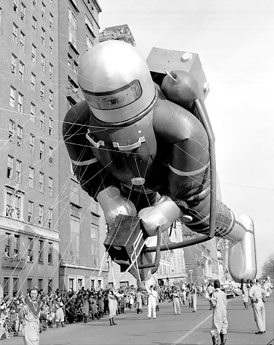 gal_balloon_1952_spaceman.jpg