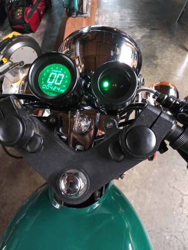 New-gauges-mounted-under-triple.jpg